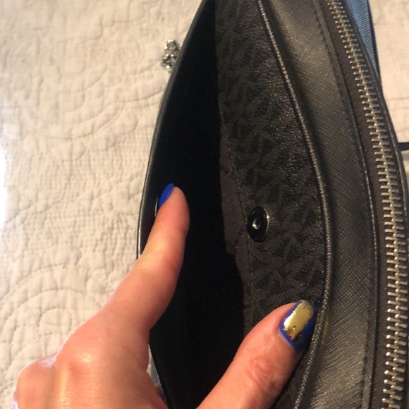 Michael Kors black crossbody neon Union Jack bag - Picture 6 of 11